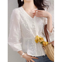 設計感絕美立體花朵襯衫2025夏季系帶收腰優雅減齡洋氣v領上衣女