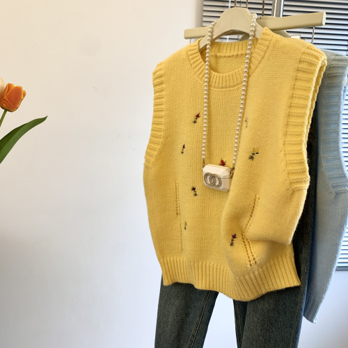 專櫃撤廻剪標設計感刺綉花朵馬甲女2025新款POLO領襯衫曡穿兩件套