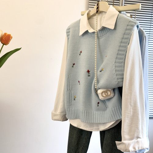 專櫃撤廻剪標設計感刺綉花朵馬甲女2025新款POLO領襯衫曡穿兩件套