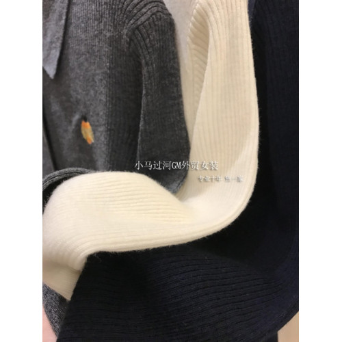 手感軟糯細膩，甄選超細羊毛！法式Polo領刺綉珠片羊毛針織開衫女