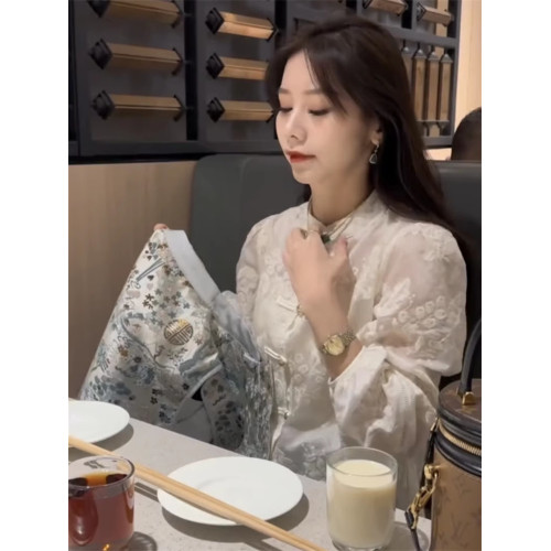 新中式上衣女士襯衫2025新款高級感輕奢春秋國風刺綉設計感襯衣潮