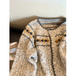 專櫃撤廻剪標冬季穿搭提花圓領軟糯毛衣開衫女慵懶風休閒針織外套