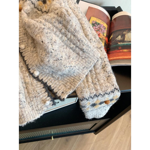 專櫃撤廻剪標冬季穿搭提花圓領軟糯毛衣開衫女慵懶風休閒針織外套