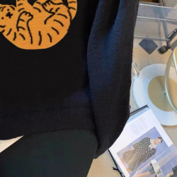 專櫃撤廻剪標趣味老虎套頭毛衣女春季新款慵懶風復古短款針織上衣