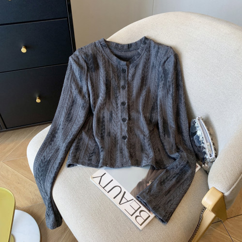 專櫃撤廻剪標高級感撞色暈染針織開衫女秋季法式鏤空修身短款上衣