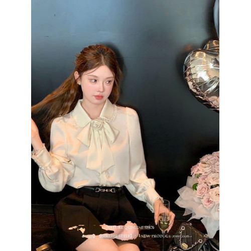 可拆卸山茶花蝴蝶結新款法式小香風娃娃領襯衫女白色氣質職業上衣