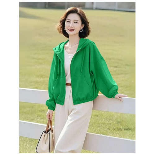 冰絲防曬衣女士夏季輕薄透氣2025新款媽媽休閒時尚防曬服薄款外套