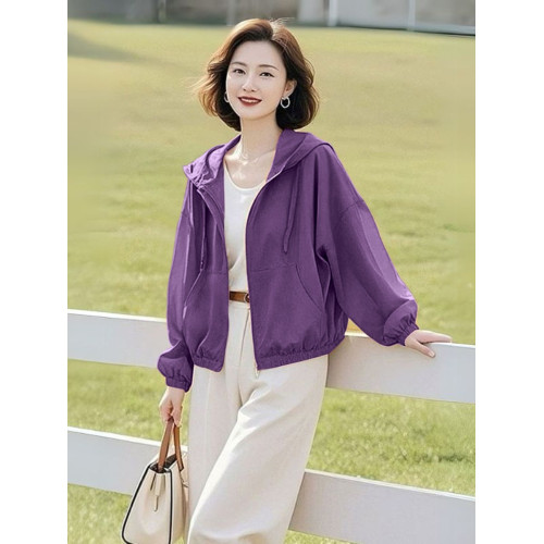 冰絲防曬衣女士夏季輕薄透氣2025新款媽媽休閒時尚防曬服薄款外套