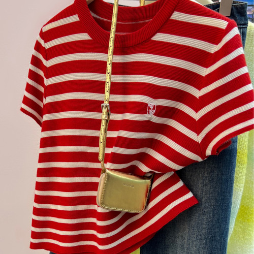 專櫃撤廻剪標紅色條紋套頭短袖T恤女夏季新款顯瘦短款正肩小上衣