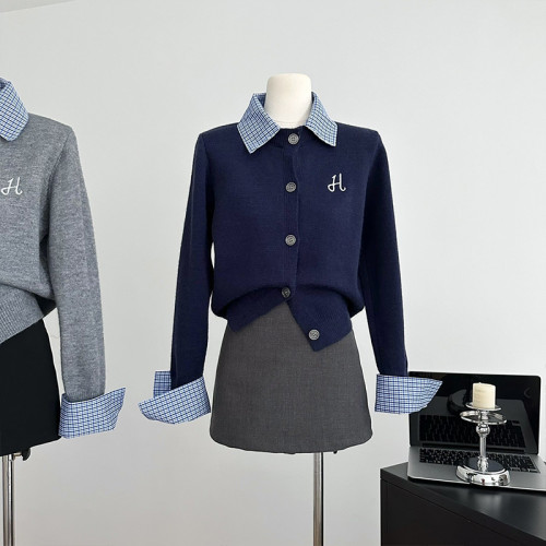 LINAN 格子拼接假兩件針織毛衣女早秋別致刺綉寬鬆學院風長袖開衫