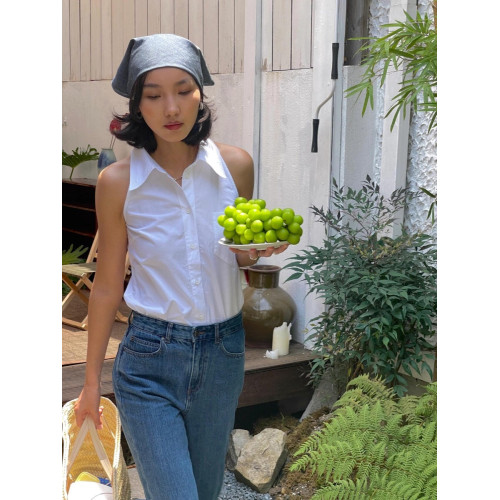 時髦感氣質港風減齡polo領掛脖上衣女小衆新款白色無袖削肩襯衫夏