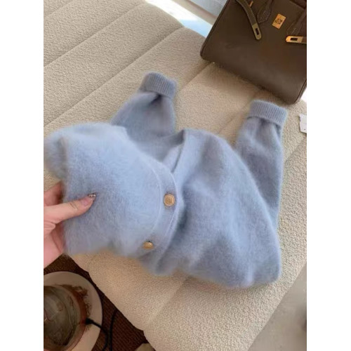 今年流行漂亮奶fufu軟糯水貂絨針織開衫女2025新款慵懶風甜美毛衣