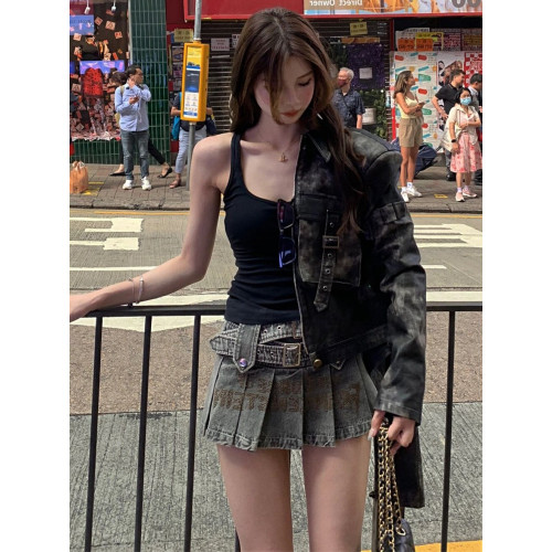 7iAe 秋冬新款小衆設計感高級感街頭港風短款機車夾克皮衣外套女