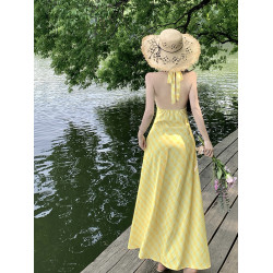 浪漫法式v領掛脖連衣裙女夏季黃色格紋溫柔海邊度假風A字收腰長裙