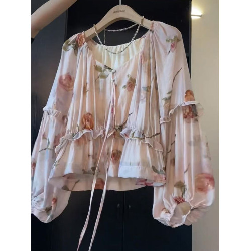 法式茶歇V領系的燈籠袖碎花襯衫女夏季新款氣質獨特寬鬆顯瘦上衣