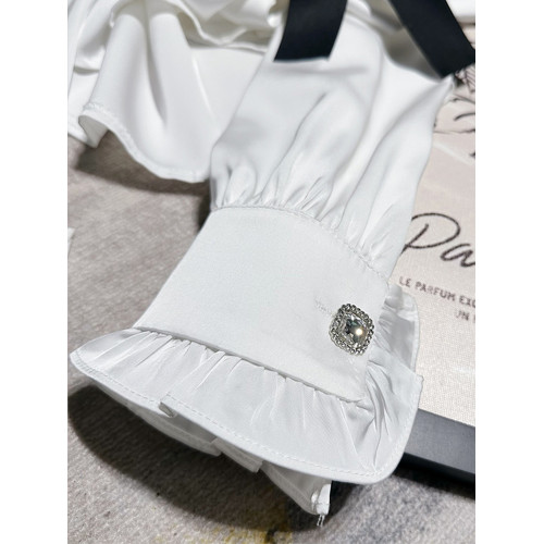 FFmiss◆宮廷風荷葉邊鑲鑽蝴蝶結緞面襯衫女重工氣質珍珠花朵襯衣