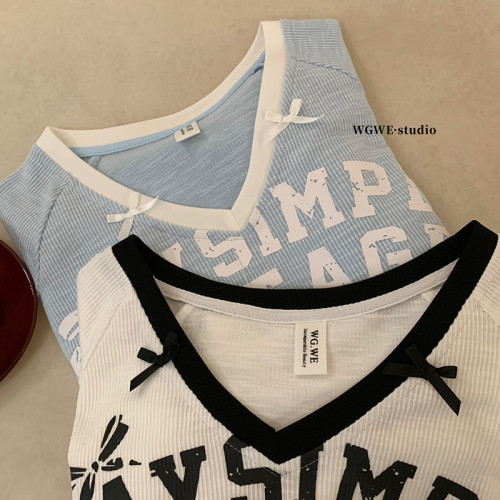 十三行 時尚潮流秋季新款芭董雙蝴蝶結V領寬鬆字母長袖T恤