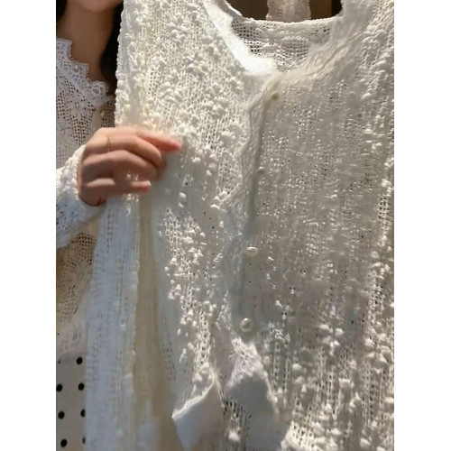 法式仙氣氣質V領蕾絲衫女2026年春新款復古洋氣減齡時尚百搭上衣