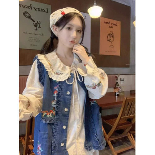 300斤大碼新款甜美刺綉娃娃領襯衫木耳邊刺綉復古牛仔馬甲套裝女