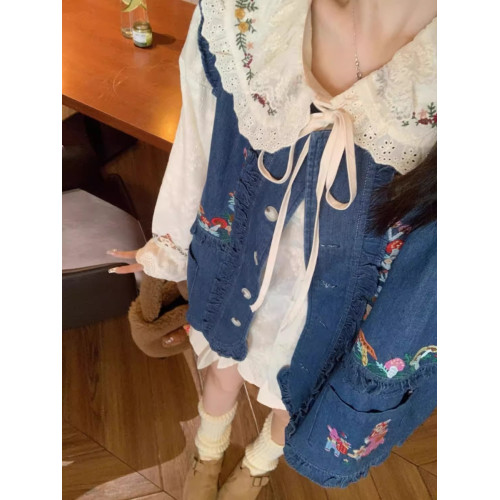 300斤大碼新款甜美刺綉娃娃領襯衫木耳邊刺綉復古牛仔馬甲套裝女