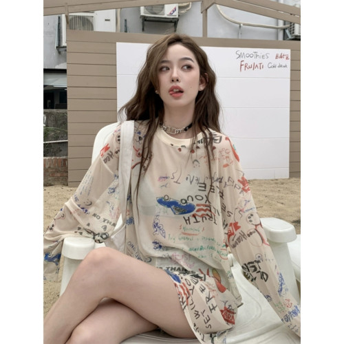 微透寬鬆網紗透氣塗鴉嘻哈上衣女薄款長袖t恤百搭減齡印花防曬衫 微透寬鬆網紗透氣塗鴉嘻哈上衣女薄款長袖t恤百搭減齡印花防曬衫