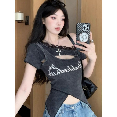 美式辣妹風灰色斜肩蕾絲拼接短袖t恤女夏季設計感小衆修身ing上衣