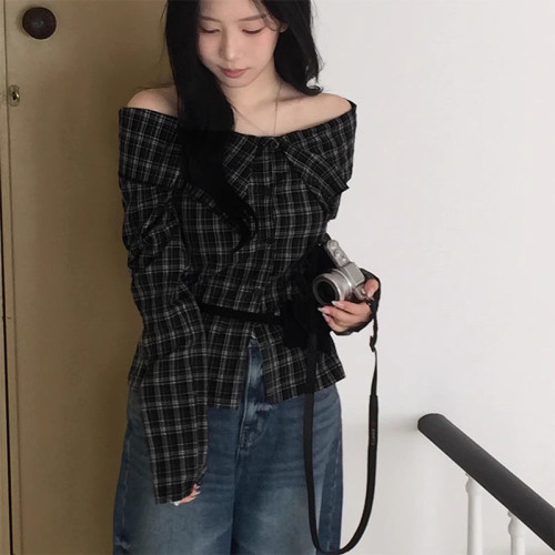 韓國chic春季法式小衆一字領露肩單排釦修身顯瘦長袖格紋襯衫女