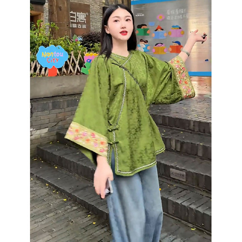 新中式大碼綠色國風襯衫外套女秋2025新款盤釦唐裝上衣喇叭袖襯衣