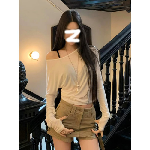 辣妹穿搭一字領斜肩防曬罩衫長袖t恤女夏季寬鬆性感露肩短款上衣
