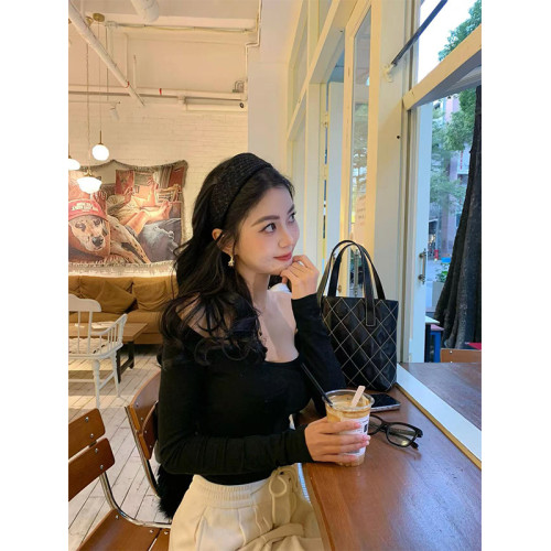 Turn right/陳大腿 一字肩辣妹細肩帶長袖T恤女性感氣質顯瘦上衣