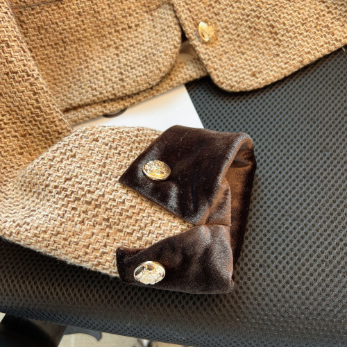 廣州十三行爆款撿漏~小香風撞色拼接絲絨領短款外套女秋冬小個子