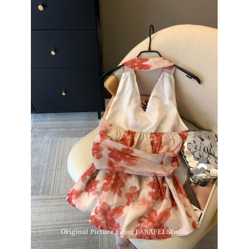 自畱爆款推薦~海邊度假碎花v領掛脖背心女夏季辣妹露背雪紡小上衣