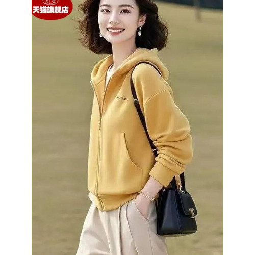 大碼衛衣女連帽外穿2025春季新款寬鬆中老年媽媽裝休閒上衣女外套
