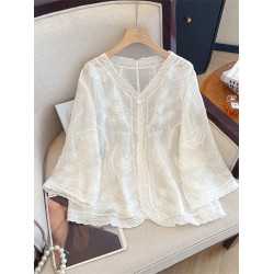 刺綉棉麻防曬衣外套女2026夏季大碼胖mm顯瘦正肩外搭薄款開衫上衣