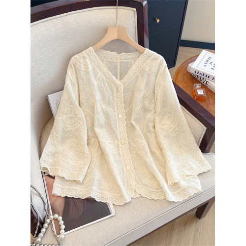 刺綉棉麻防曬衣外套女2026夏季大碼胖mm顯瘦正肩外搭薄款開衫上衣