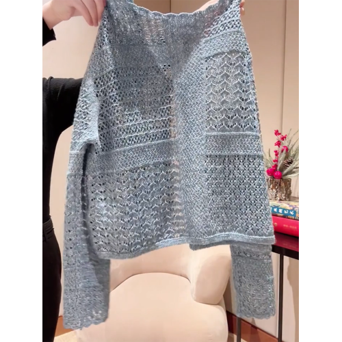 2026年夏新款法式復古鏤空設計寬鬆藏藍色針織衫女時尚長袖上衣