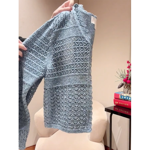 2026年夏新款法式復古鏤空設計寬鬆藏藍色針織衫女時尚長袖上衣