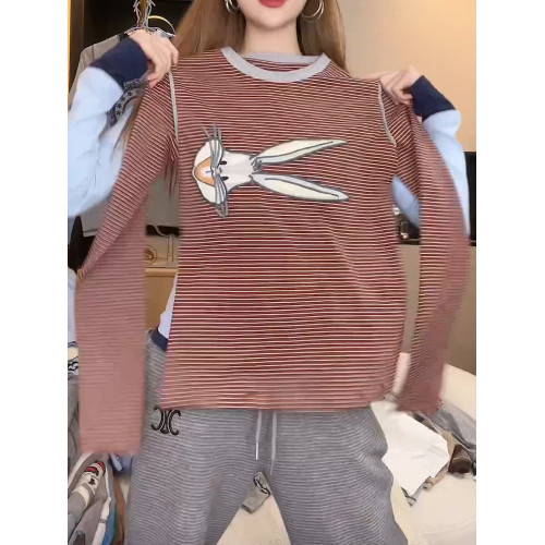 2026秋季新品圓領條紋長袖T恤女洋氣高級時尚街頭氣質顯瘦上衣潮 2026秋季新品圓領條紋長袖T恤女洋氣高級時尚街頭氣質顯瘦上衣潮