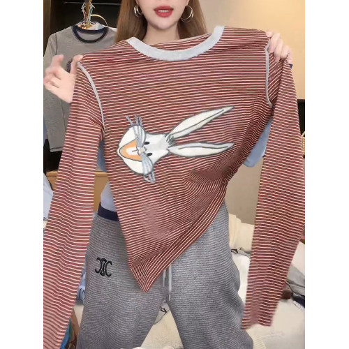 2026秋季新品圓領條紋長袖T恤女洋氣高級時尚街頭氣質顯瘦上衣潮 2026秋季新品圓領條紋長袖T恤女洋氣高級時尚街頭氣質顯瘦上衣潮