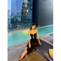 OUTFlT STUDIO 黑色性感鏤空抹胸連衣裙女2025新款修身顯瘦包臀裙