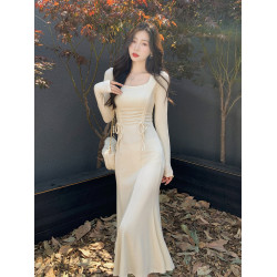 2025春季新款女裝方領打底內搭配大衣連衣裙收腰顯瘦高級感魚尾裙