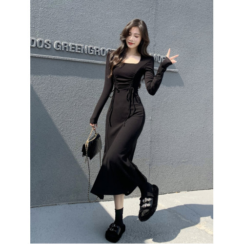 2025春季新款女裝方領打底內搭配大衣連衣裙收腰顯瘦高級感魚尾裙 2025春季新款女裝方領打底內搭配大衣連衣裙收腰顯瘦高級感魚尾裙