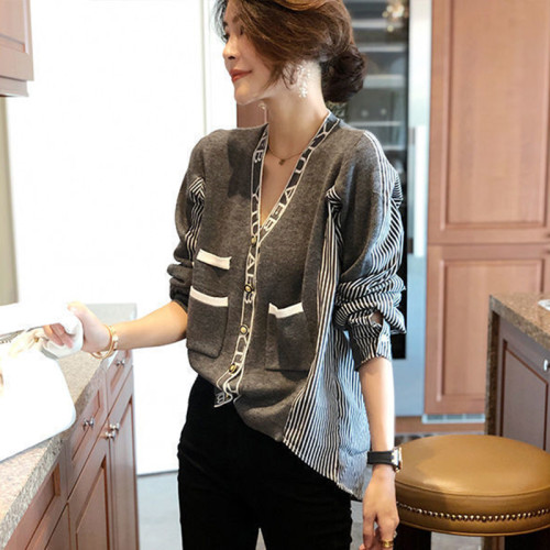 條紋襯衫女2026春秋新款胖妹妹設計感小衆假兩件v領法式上衣襯衣