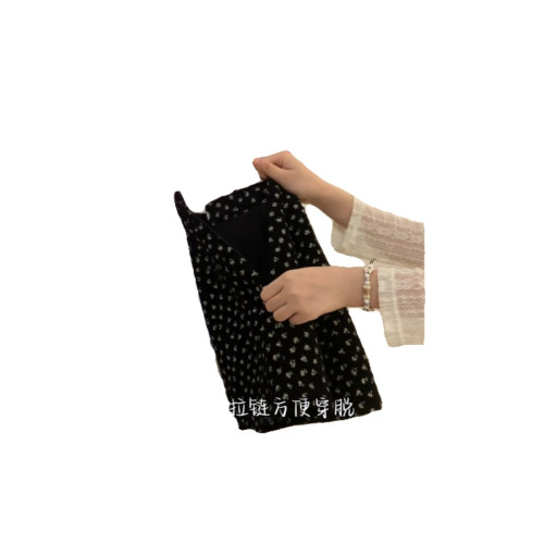 簡約復古又氣質！同色系黑T+碎花裙夏季新款韓系顯瘦百搭兩件套裝