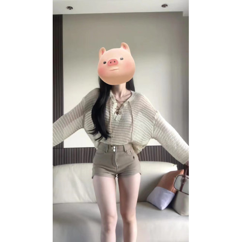 法式杏色針織鏤空防曬罩衫女夏季新款設計寬鬆顯瘦獨特別致上衣潮