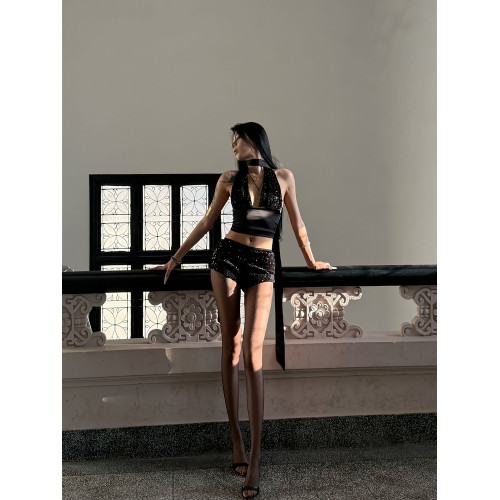 OUTFlT STUDIO 歐美辣妹風黑色亮片掛脖上衣女設計感性感短裙