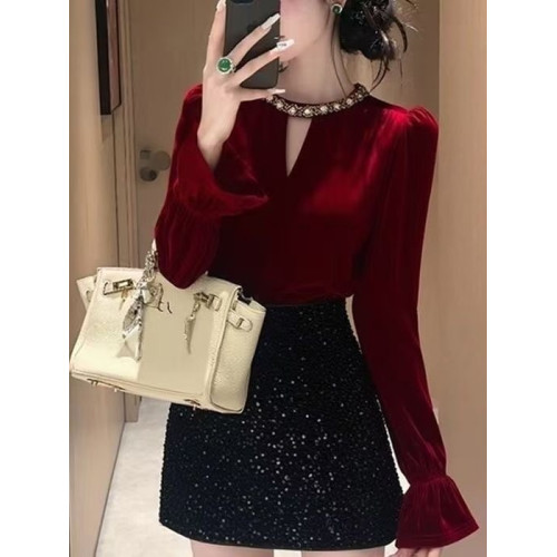 高檔復古赫本風新款修身顯瘦絲絨打底衫女百搭秋冬喇叭袖絕美上衣