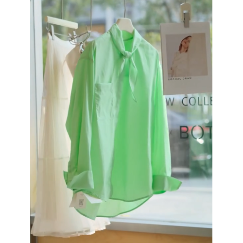 2026年春新款時尚綠色小衫超好看獨特漂亮洋氣設計感小衆領結襯衫