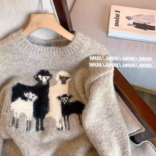 廣州十三行爆款推薦~秋冬裝韓系穿搭小羊刺綉軟糯洋氣針織毛衣女