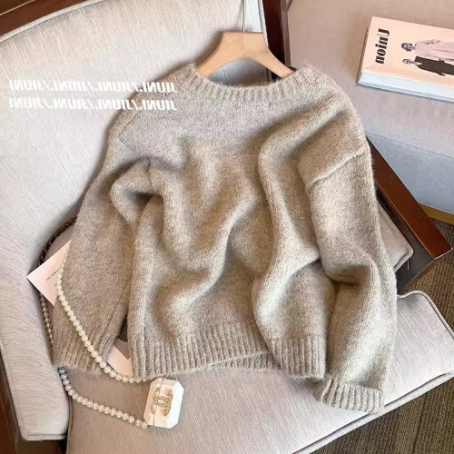 廣州十三行爆款推薦~秋冬裝韓系穿搭小羊刺綉軟糯洋氣針織毛衣女